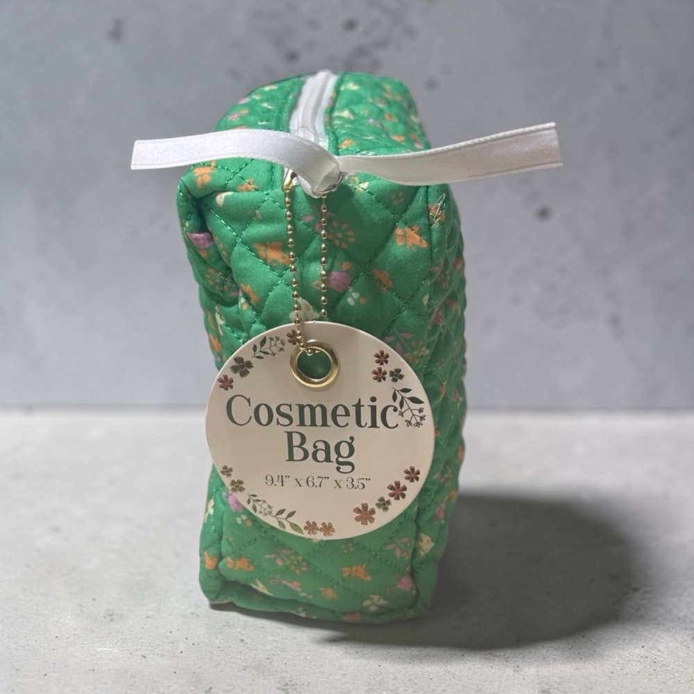 Green Quilted Floral Cosmetic Pouch NWT - Picture 2 of 6